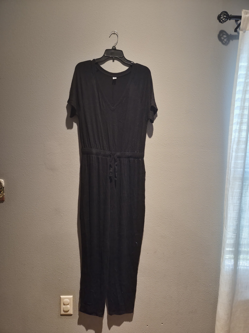 Old Navy Black Long-Sleeve Tie-Waist Jumpsuit